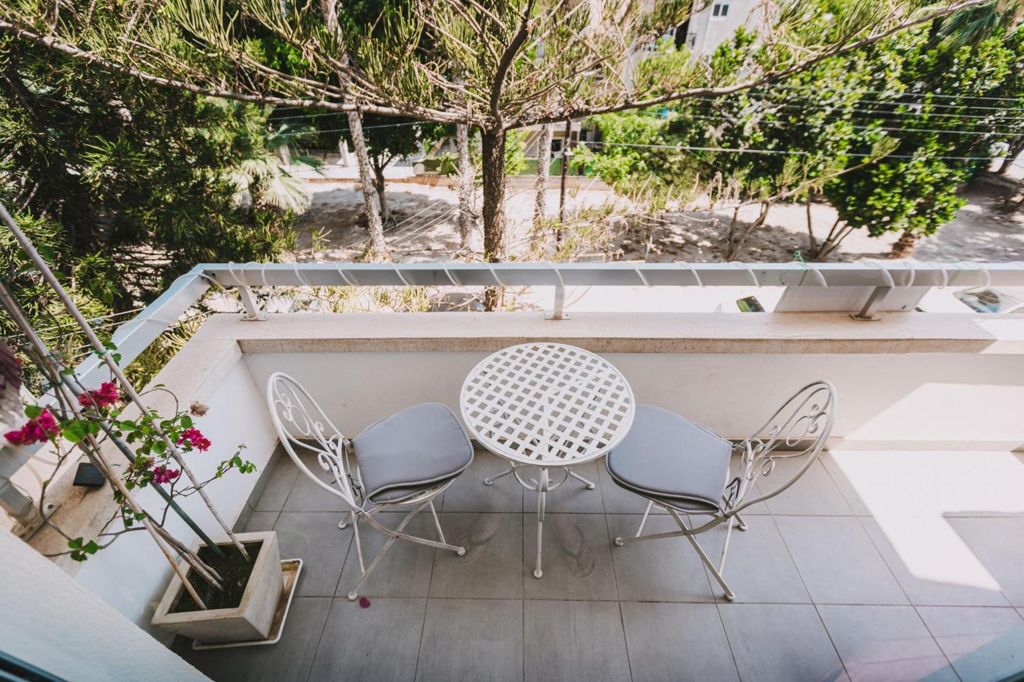 Neapolis Residence Spacious Quiet Near Beach Limassol Kültér fotó